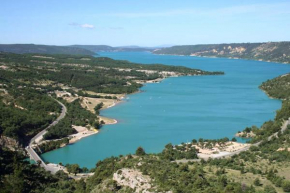 A 10 mn de moustiers st marie lac st croix parc national du verdon